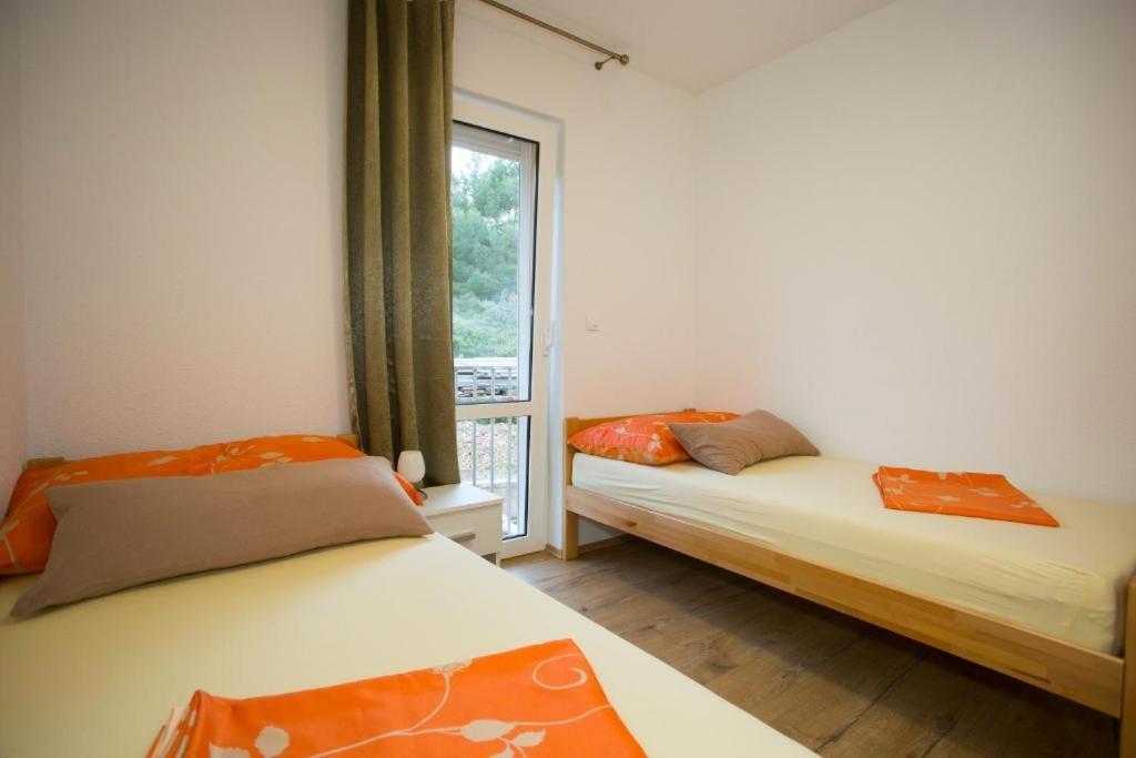 Apartments Panorama With Seasonal Pool Slatine Exteriér fotografie